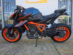 2023 Ktm 1290 SUPER DUKE R Orange