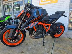 2023 Ktm 1290 SUPER DUKE R Orange