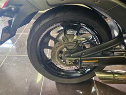 2019 Kawasaki VULCAN S SE (EN650D LAMS) BLACK