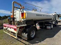 2009 Isuzu F Series GXD WHITE