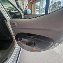 2012 Mitsubishi Triton GLX