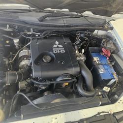 2012 Mitsubishi Triton GLX