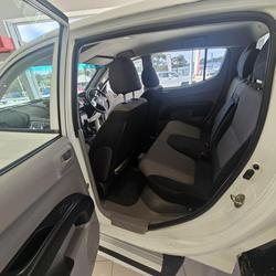 2012 Mitsubishi Triton GLX