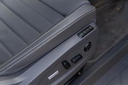 2025 Volkswagen Multivan TDI360 Life