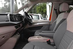 2025 Volkswagen Multivan TDI360 Life