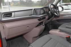 2025 Volkswagen Multivan TDI360 Life