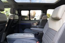 2025 Volkswagen Multivan TDI360 Life