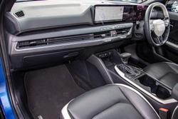 2024 Kia K4 GT-Line