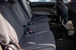 2024 Kia Carnival S