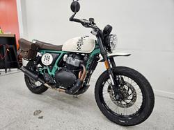 2025 Royal Enfield BEAR 650 WHITE 249