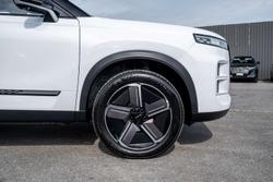 2025 Jaecoo J7 SHS Track