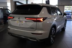 2026 Mitsubishi Outlander PHEV Aspire