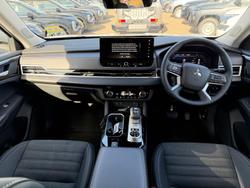 2026 Mitsubishi Outlander PHEV Aspire