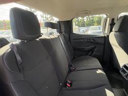 2025 Isuzu D-MAX SX