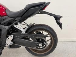 2025 Honda CB650RAC Red