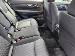 2022 Nissan X-TRAIL ST+