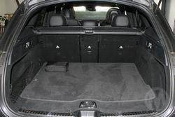 2025 Mercedes-Benz GLC-Class GLC300