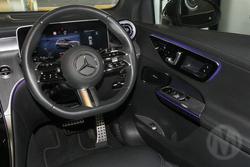2025 Mercedes-Benz GLC-Class GLC300
