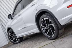 2022 Mitsubishi Outlander Exceed Tourer
