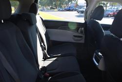 2022 Kia Carnival S
