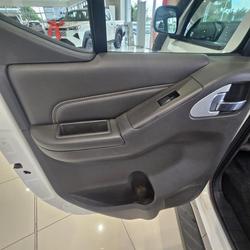 2014 Nissan Navara Titanium