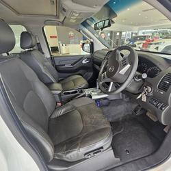 2014 Nissan Navara Titanium