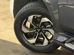 2025 Mitsubishi Pajero Sport GLS