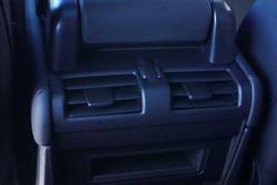 2025 Land Rover Defender 110 D350 X-Dynamic SE