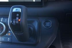 2025 Land Rover Defender 110 D350 X-Dynamic SE