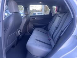 2025 MG MGS5 EV Essence 49