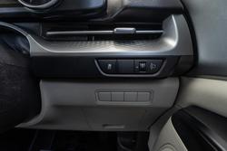 2023 Kia Carnival S