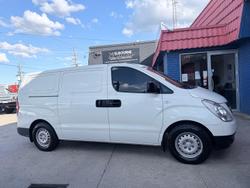 2010 Hyundai iLoad TQ-V Ceramic White