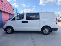 2010 Hyundai iLoad TQ-V Ceramic White