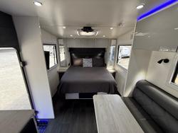 2021 Highclere Caravans Bunk Royal