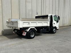 2023 Hino 300 Series 921