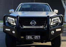 2022 Nissan Navara ST-X