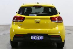 2022 Kia Rio SX