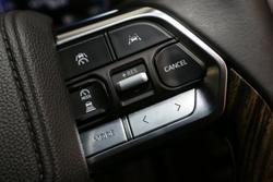 2025 Toyota Landcruiser VX