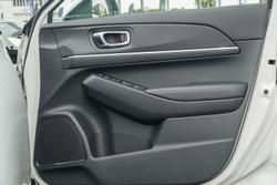 2024 Honda HR-V e:HEV X