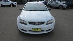 2007 Holden Commodore Omega VE Heron White
