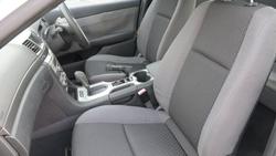 2007 Holden Commodore Omega VE Heron White