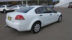 2007 Holden Commodore Omega VE Heron White
