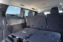 2025 Volkswagen ID. Buzz Pro BEV560