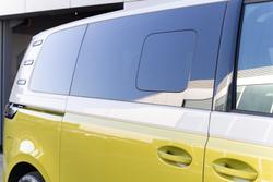 2025 Volkswagen ID. Buzz Pro BEV560