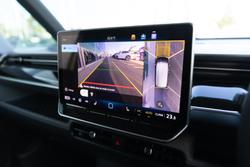 2025 Volkswagen ID. Buzz Pro BEV560