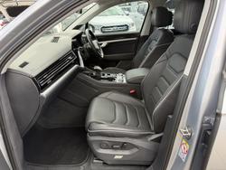 2022 Volkswagen Touareg