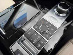 2017 Land Rover Discovery TD6 HSE