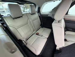 2017 Land Rover Discovery TD6 HSE