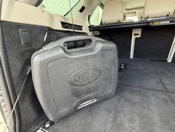 2017 Land Rover Discovery TD6 HSE