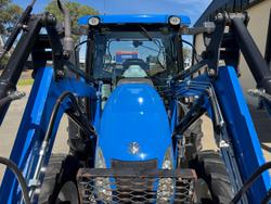 New Holland T6020